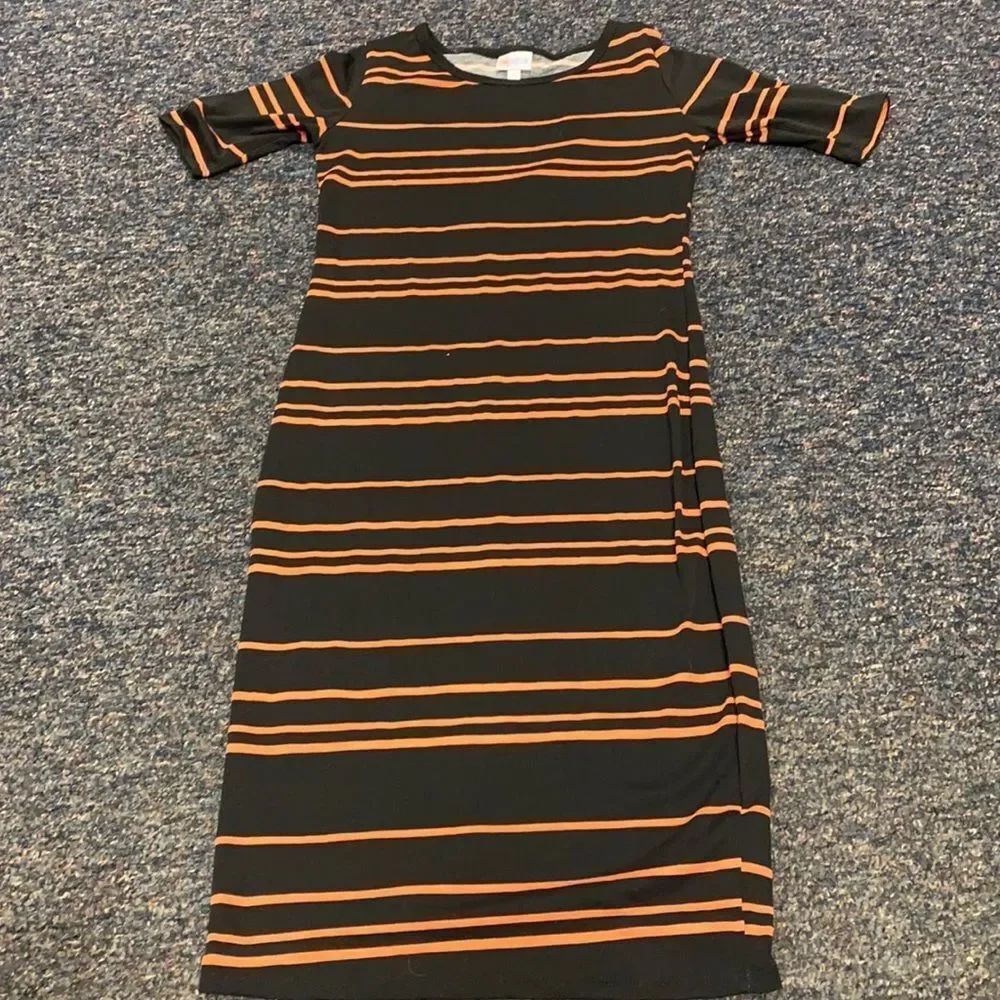Lularoe Black Stripped Dress sz. XS